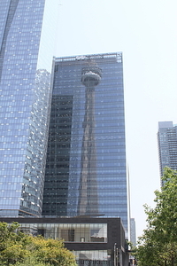 CN Towerin heijastus