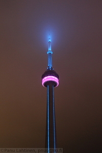 CN Tower yolla 1