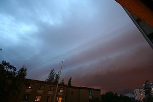 Cumulonimbus arcus
