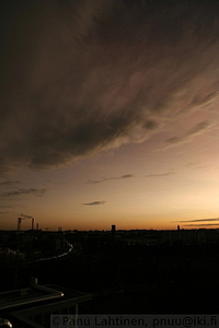 Altocumulus ja helmiaispilvea