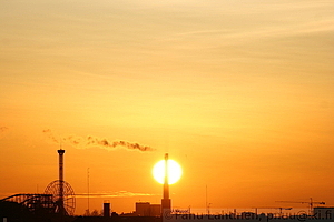 Aurinko, helmiaisia ja ikamnanniL