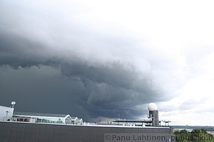 Cumulonimbus arcus