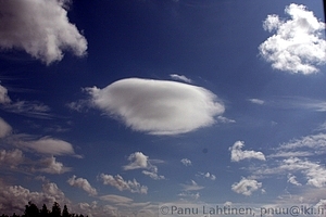 Cumulus mediocris lenticularis