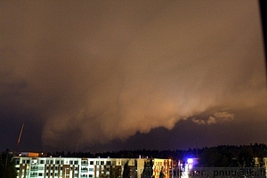 Cumulonimbus arcus - Vyorypilvi 1